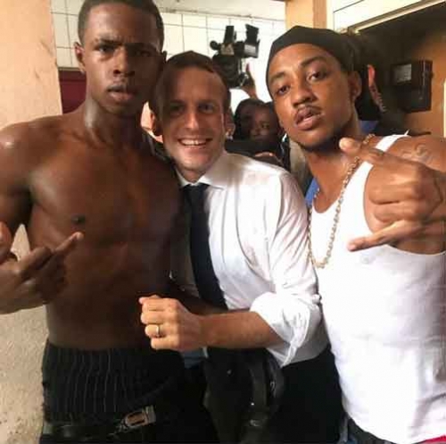 Macron-doigt-d'honneur.jpg